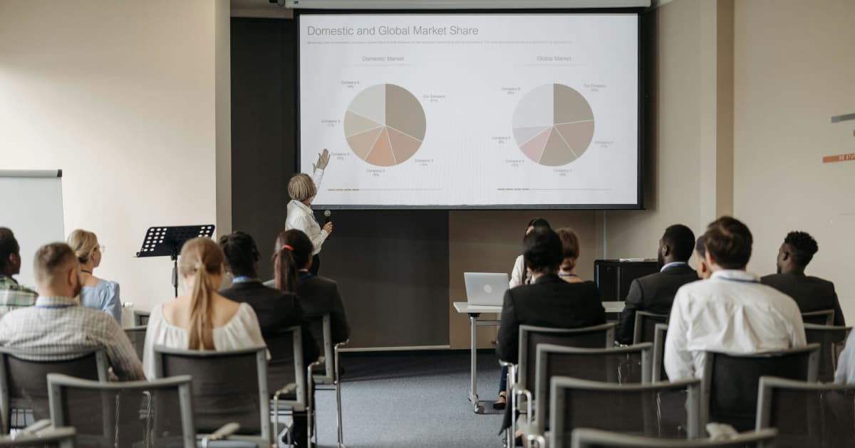 Nancy Clara Launches Guide to U.S. Business for Hispanic Entrepreneurs