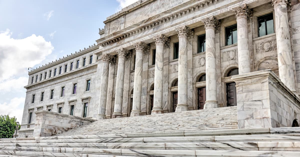 Author Predicts Trump's Downfall Through Epstein Files, Citing Congressional Action and Legal Precedents