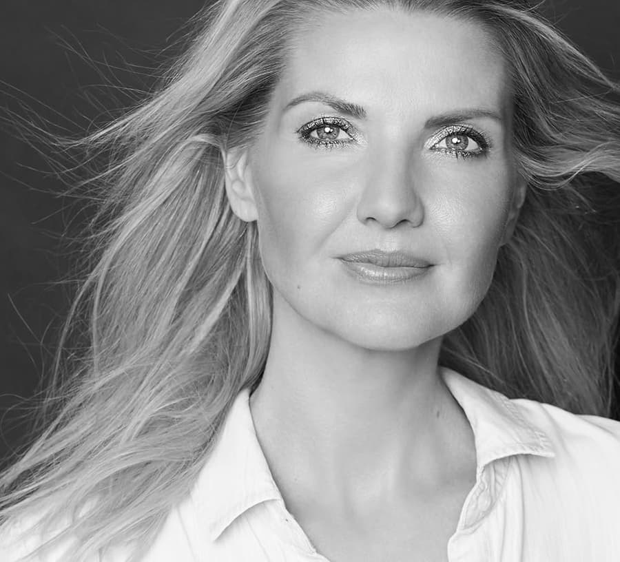 Oriane Livingston's 'The Guardians of Earth' Nominated for Literary Titan Book Award